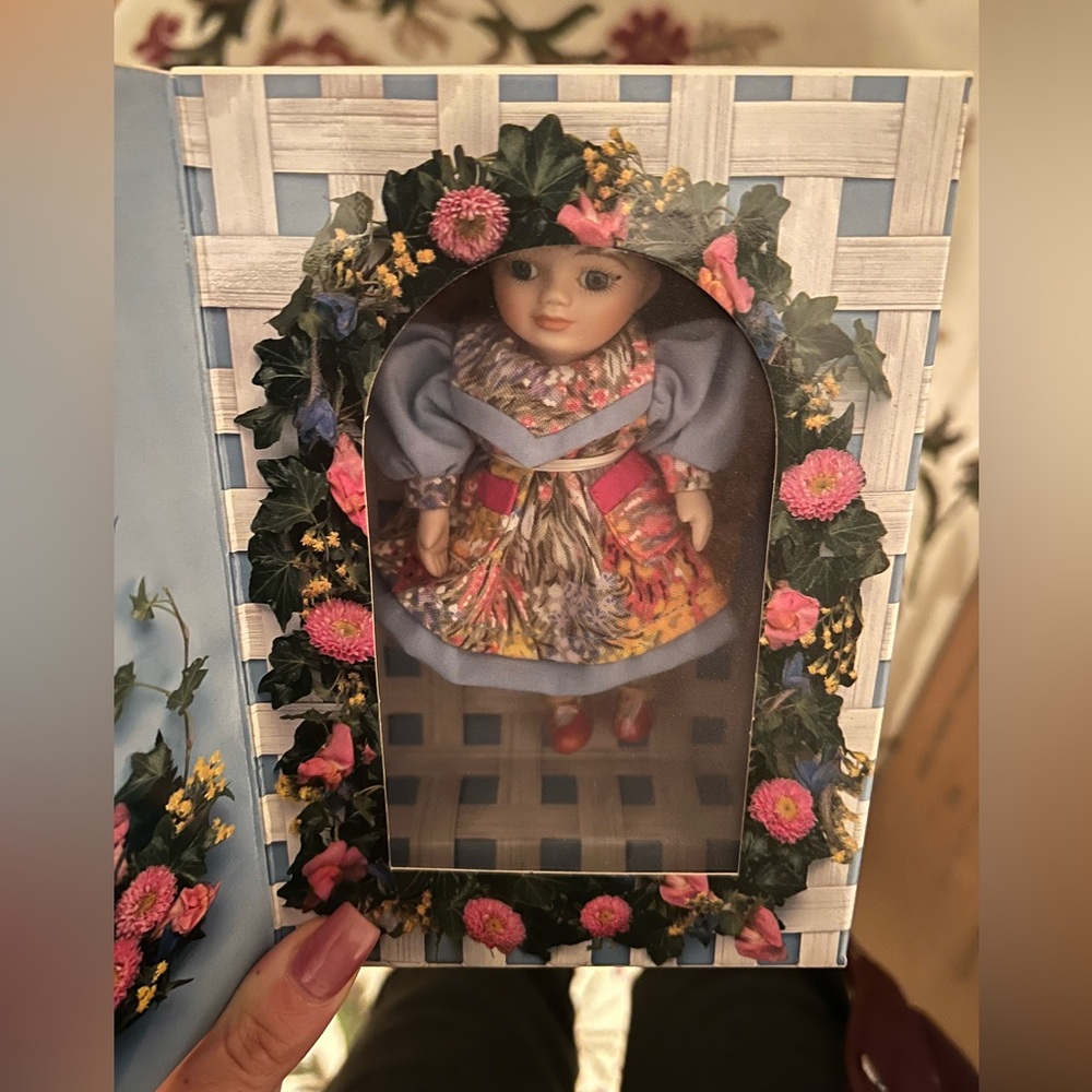 Marie Osmond Mothers Day Greeting Doll
